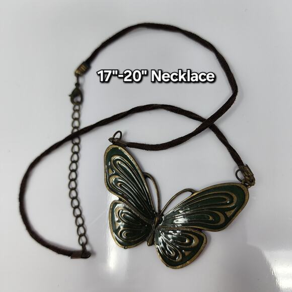 Vintage Retro Butterfly Necklace - Picture 6 of 6